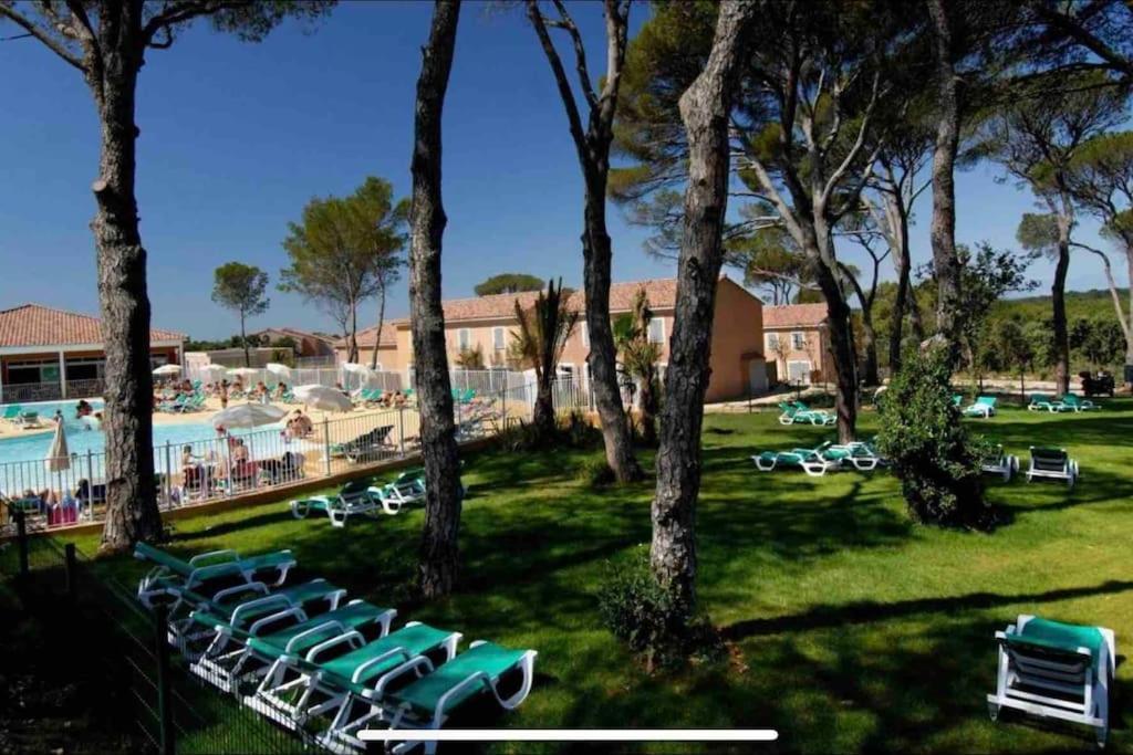 La Baleine Verte Villa Calvisson Exterior photo